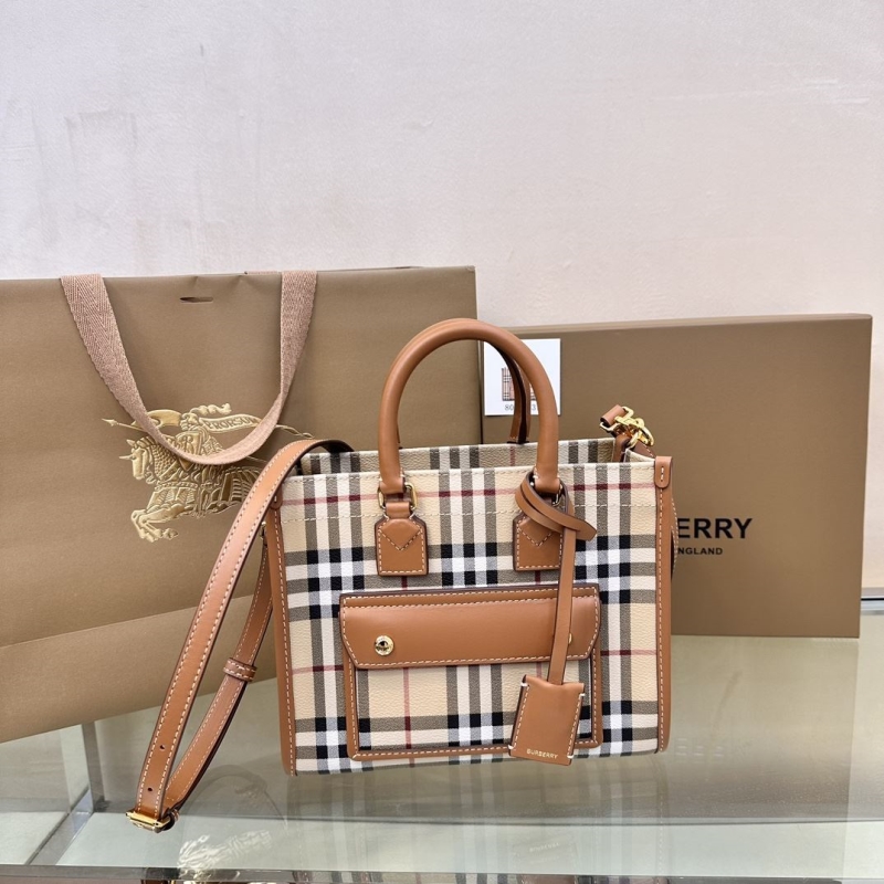 B**rry shopping bags